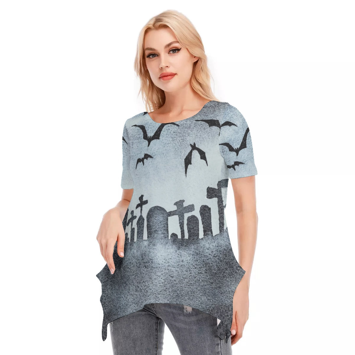 Halloween Family Plot  Women's O-neck Short Sleeve T-shirt | Cotton - Chloe Lambertin